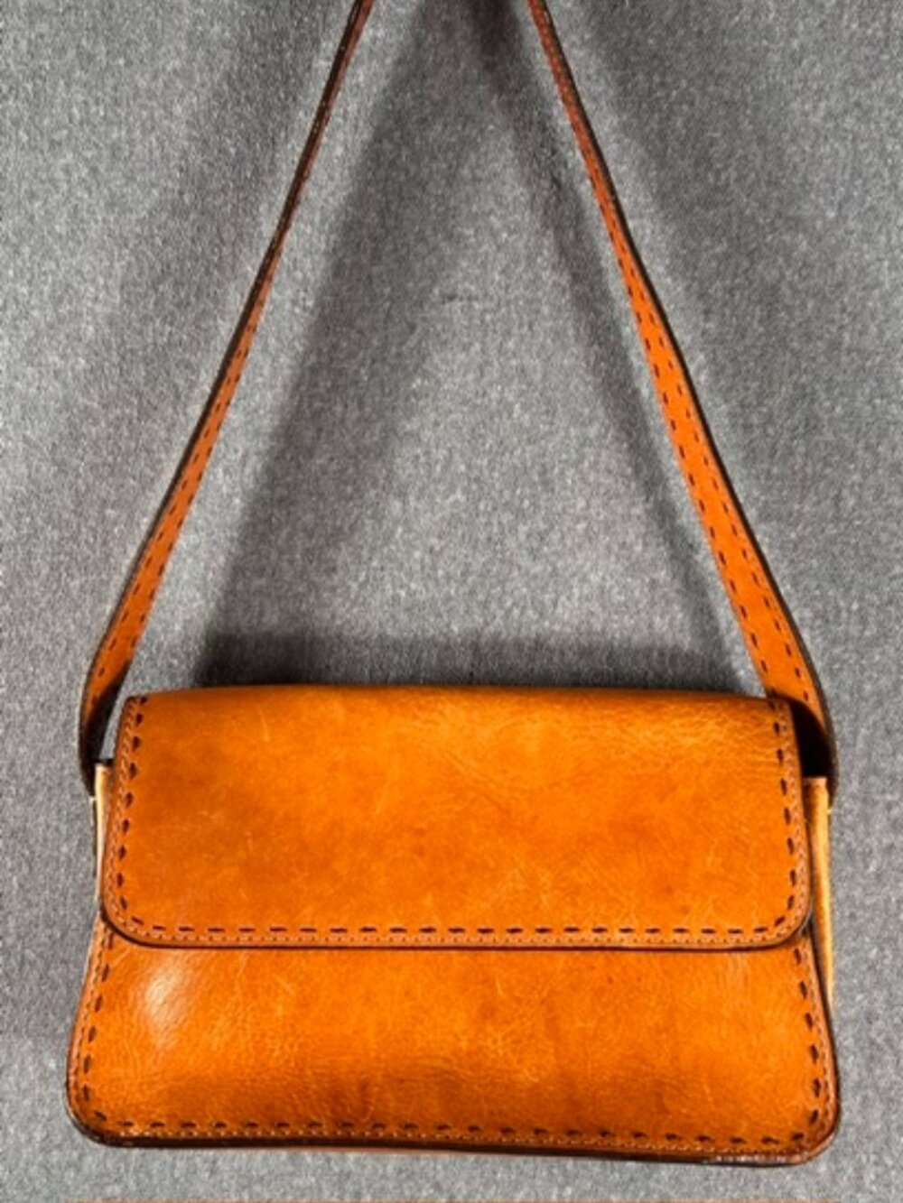 Vtg Fossil Sedona Purse Caramel Geniune LEather w/ Natural Patina Y2K 11" Strap